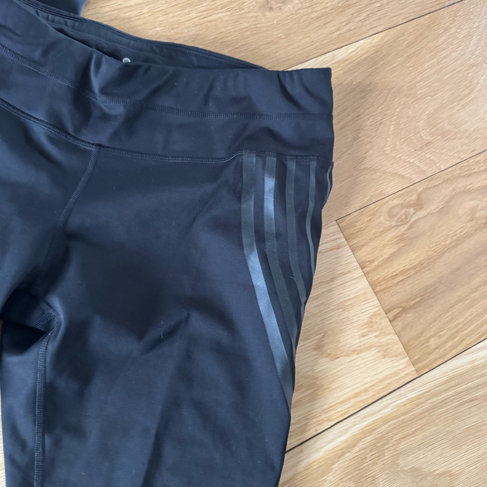 Athleta Women’s Capri Leggings bundle - Picture 3 of 5